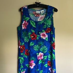 💙3/$20💙 Petite Floral Long Dress